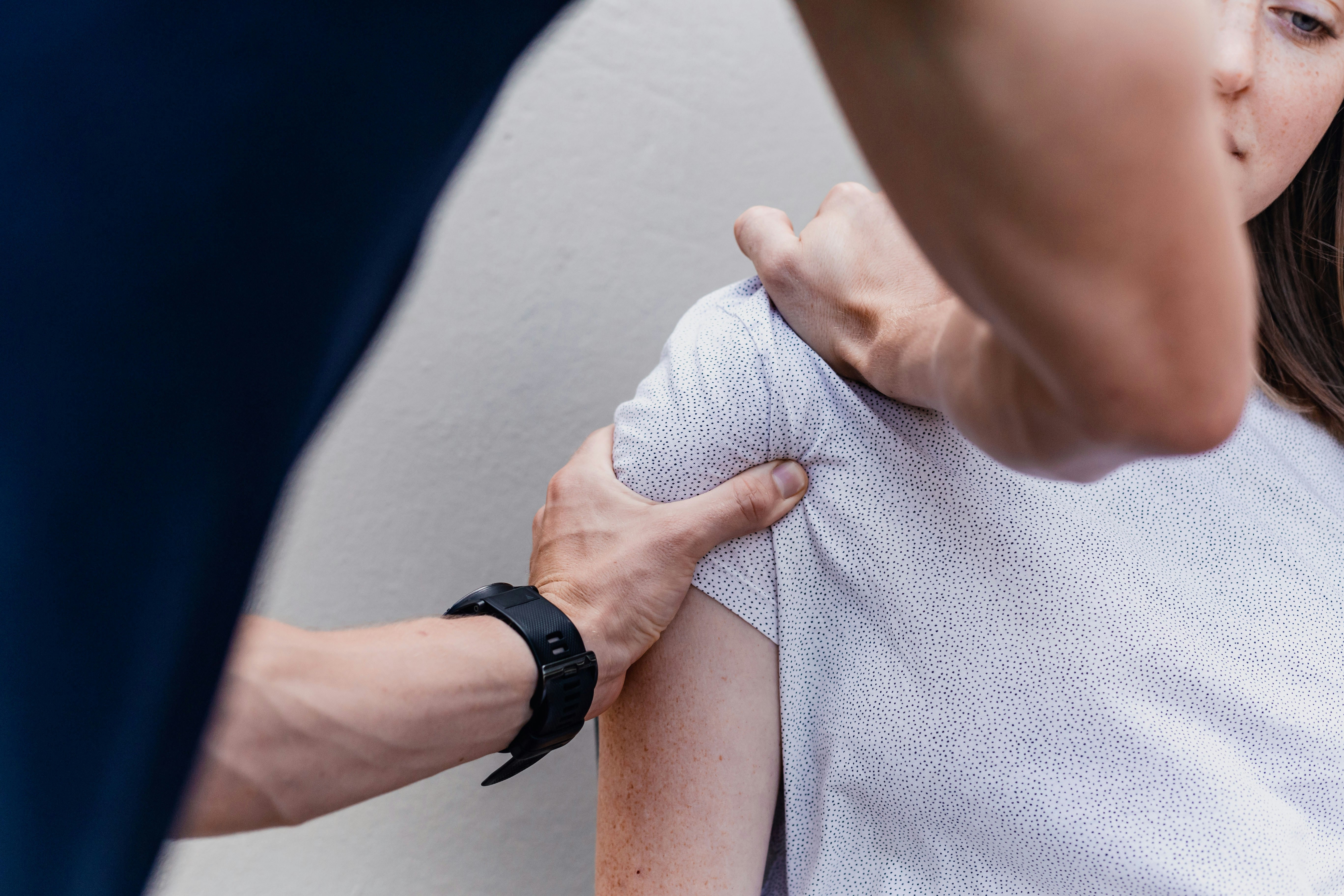 Osteopathic assessment at Thistle Osteopathy clinic in Woodside Park, Finchley, London